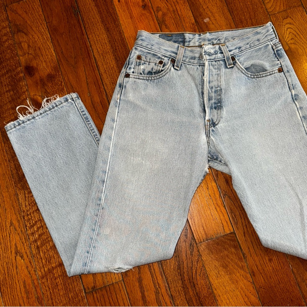 Rare soft vintage 501s student 💙 in a perfect light wash